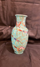 Load image into Gallery viewer, Antique Chinese Vase
