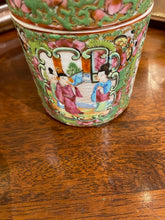 Load image into Gallery viewer, Opium Rose Medallion Jar
