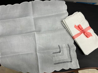 Set of 5 Tatted Linen Napkins