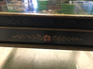 Vintage Gold & Black Lacquer Chinoiserie Drexel Heritage Accent Table