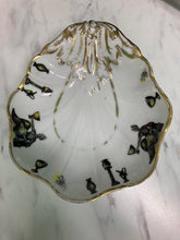 Load image into Gallery viewer, Andrea by Sadek Porcelain Trinket Dish
