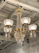 Load image into Gallery viewer, Charleston 5 Chandelier by Kings Chandelier Company
