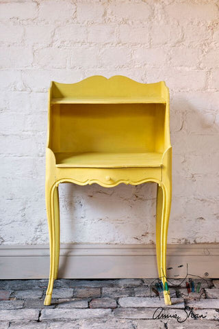Annie Sloan Chalk Paint - English Yellow - Chestnut Lane Antiques & Interiors - 2