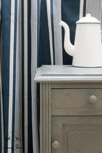 Load image into Gallery viewer, Annie Sloan Chalk Paint - Olive - Chestnut Lane Antiques &amp; Interiors - 5
