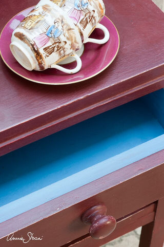 Annie Sloan Chalk Paint - Primer Red - Chestnut Lane Antiques & Interiors - 3