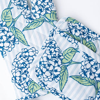 Hydrangea Print Oven Mitt & Potholder Set.