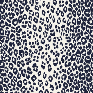 Schumacher Iconic Leopard Wallpaper.