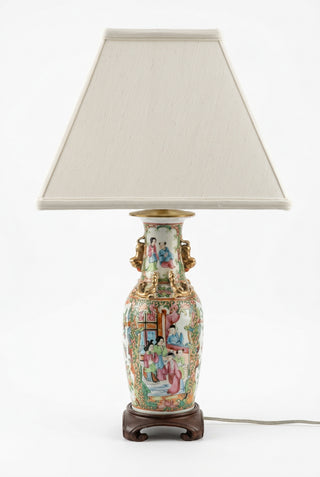Small Rose Medallion Lamp