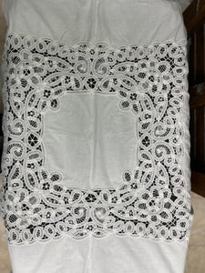 Vintage Battenberg Lace and Linen Tablecloth