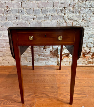 Antique English Georgian Pembroke Mahogany Side Table