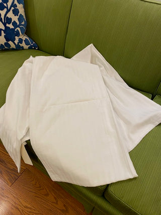 Vintage White Stripe Table Cloth.