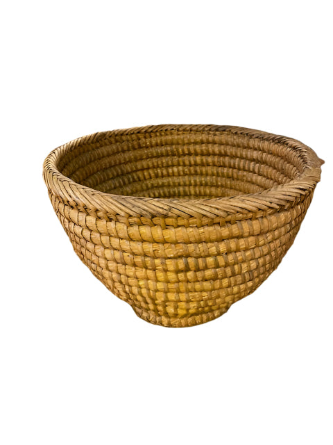 Vintage Round Tapered Seagrass Basket