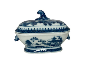 Mottahedeh Canton small tureens/gravy boat