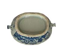 Load image into Gallery viewer, Antique Chinese blue canton small tureen/gravy boat with under plate
