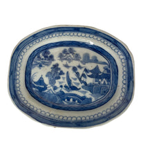 Load image into Gallery viewer, Antique Chinese blue canton small tureen/gravy boat with under plate
