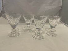 Load image into Gallery viewer, Set of 4 Waterford Tramore Water Goblets
