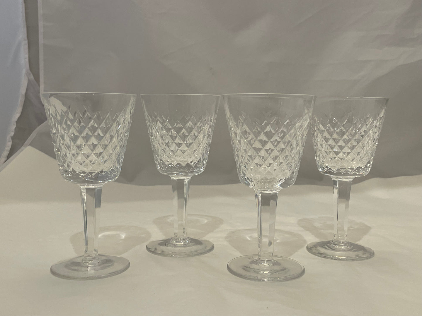 Set of 4 Waterford Alana Wine Glasses