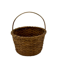 Load image into Gallery viewer, Vintage Round Split Oak Basket
