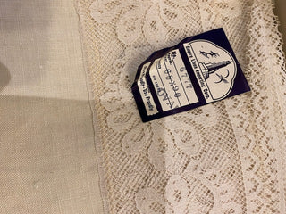 Vintage Highland Queen Scotch Lace Table Cover & Napkin Set