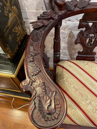 Vintage Victorian Style Carved Corner Chair.