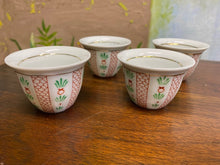 Load image into Gallery viewer, Set of Four Saki / Tea Cups
