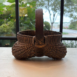 Small Buttock Basket.