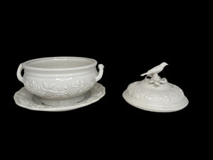 Mottahedah Bird Soup Tureen With Stand