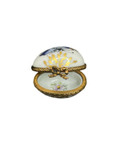 Load image into Gallery viewer, Mini Limoges Butterfly Box
