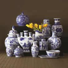 Load image into Gallery viewer, Canton Blue &amp; White Ceramic Vase (6 1/2&quot;)

