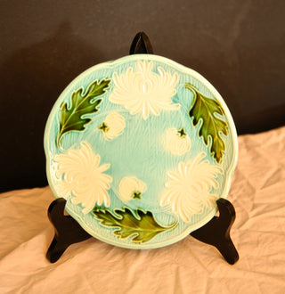 Majolica Turn of the Century German plates set of 8 - Chestnut Lane Antiques & Interiors - 3
