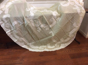 Yellow Organza and Linen Round Table Cloth with 6 Napkins