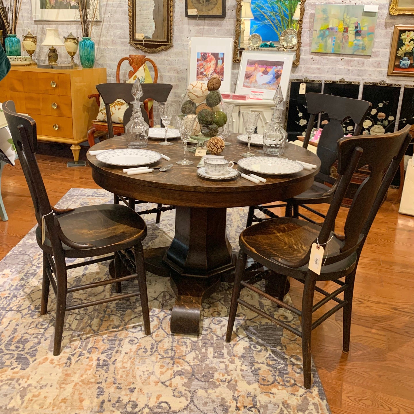 Round Tiger Oak Dining Table and Chairs