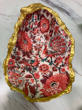 Load image into Gallery viewer, Decoupaged Chesapeake Bay Oyster Dish
