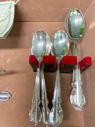 Vintage Roger's Brothers Silver Plate Flatware - Reflection Pattern