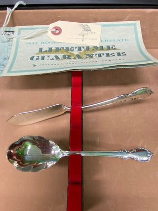 Vintage Roger's Brothers Silver Plate Flatware - Reflection Pattern