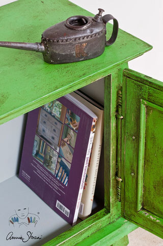Annie Sloan Chalk Paint - Antibes Green - Chestnut Lane Antiques & Interiors - 3