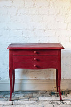 Load image into Gallery viewer, Annie Sloan Chalk Paint - Burgundy - Chestnut Lane Antiques &amp; Interiors - 3
