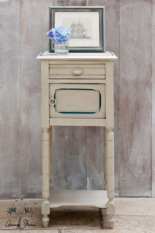 Annie Sloan Chalk Paint - Country Grey - Chestnut Lane Antiques & Interiors - 2
