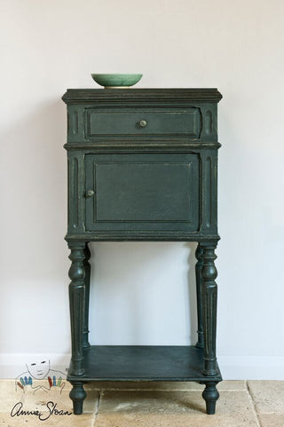 Annie Sloan Chalk Paint - Graphite - Chestnut Lane Antiques & Interiors - 2