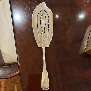 English Sterling Fish Serving Piece