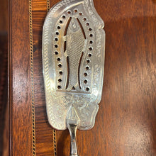 Load image into Gallery viewer, Silver Plate  Bone Handle Fish Server

