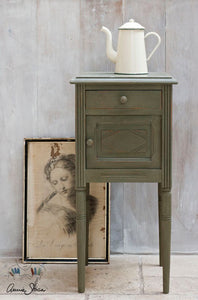 Annie Sloan Chalk Paint - Olive - Chestnut Lane Antiques & Interiors - 3