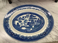 Load image into Gallery viewer, Vintage Blue Willow Platter
