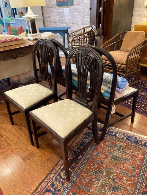Set of 4 Wheat Dining Room Chairs